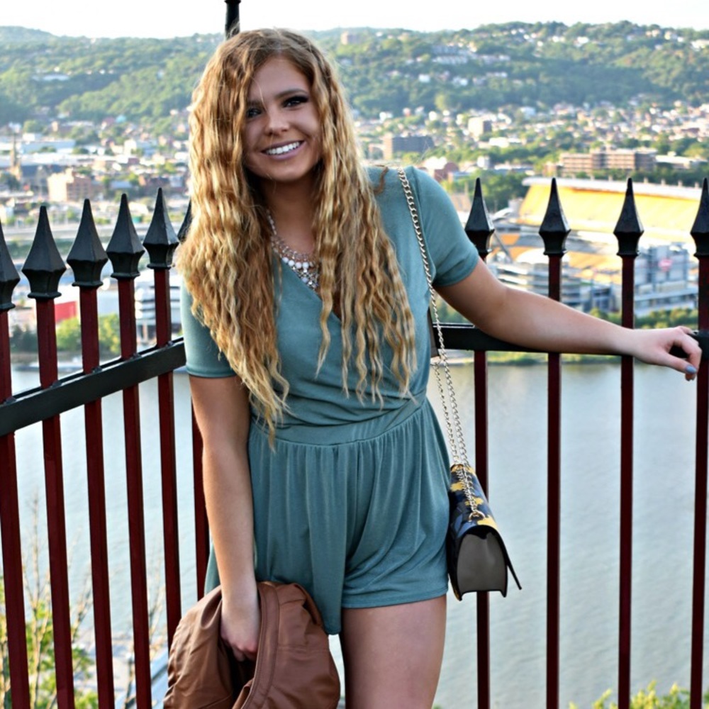 Meet your Posher, Olivia