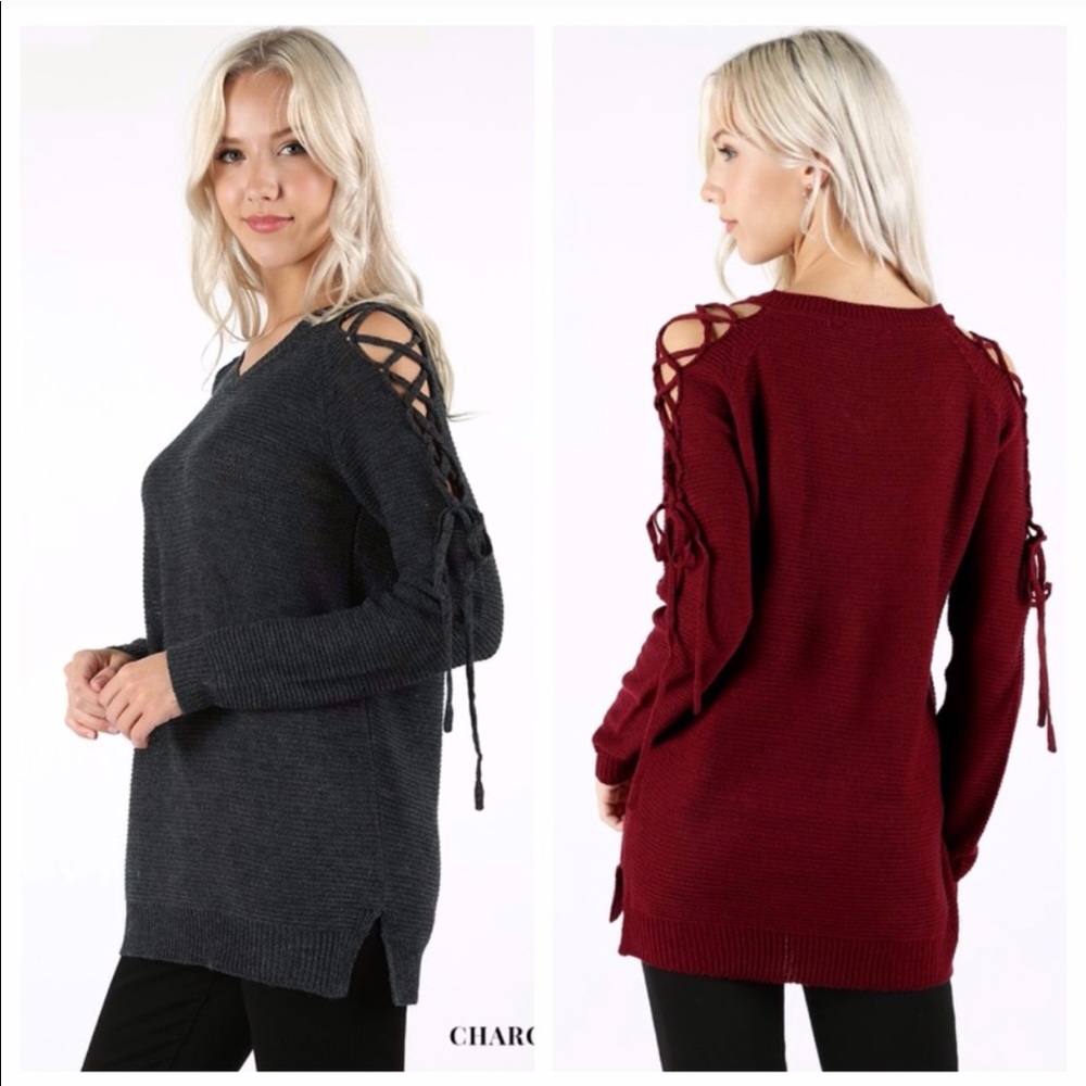 LAST ONE (L)! 🖤NWT Black lace-up sleeve sweater - Picture 2 of 5