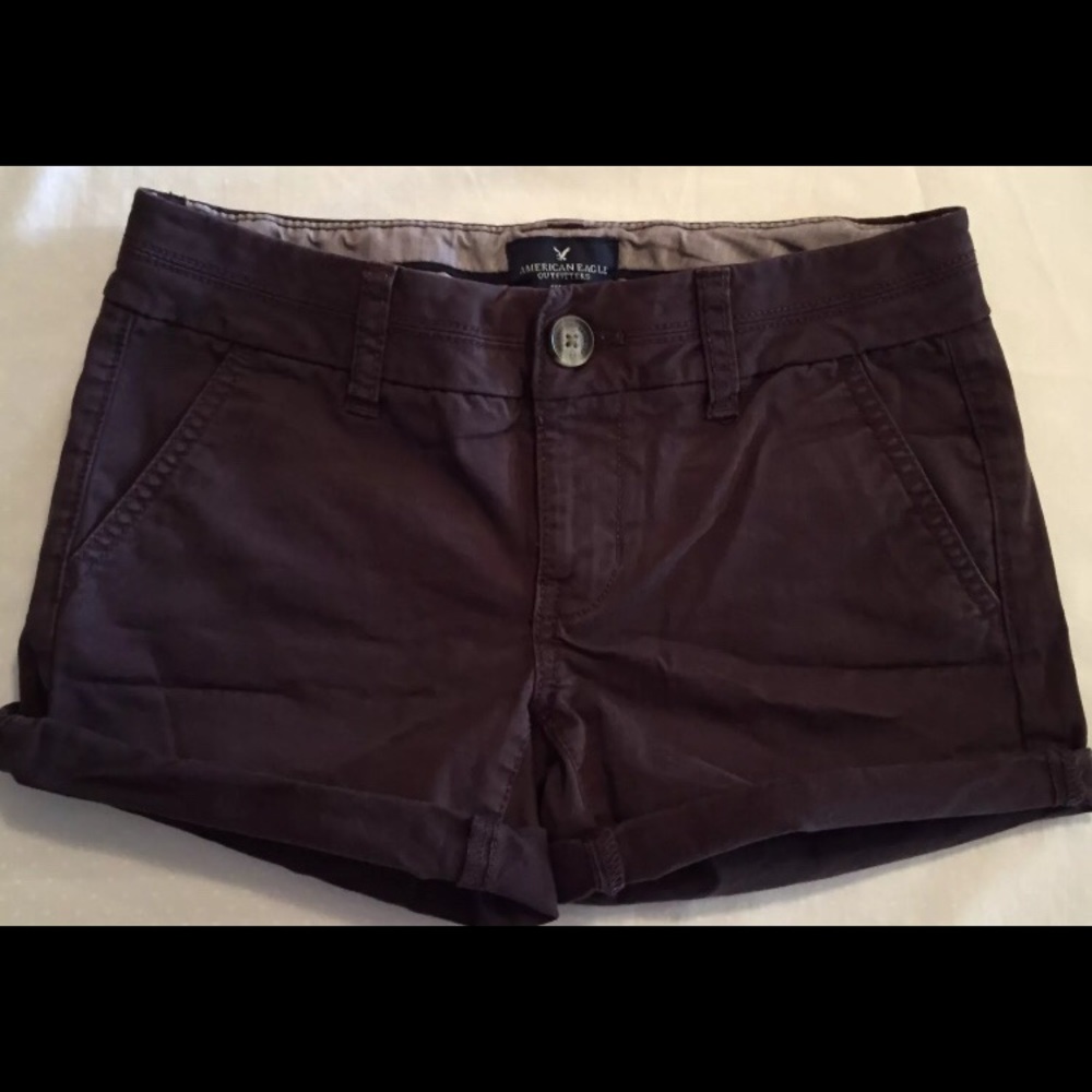 American Eagle Stretch Brown Midi Shorts Size 00