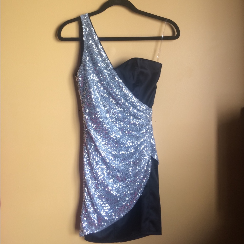 Lipsy London Sequined Stunner