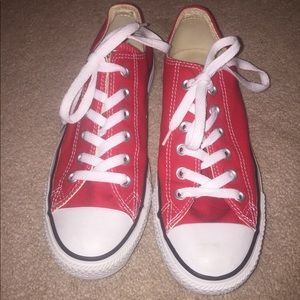 WOMENS SIZE 9 RED LIKE NEW CONVERSE