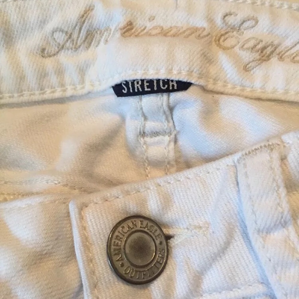 American Eagle Stretch White Denim Skinny Jeans 0