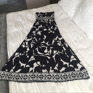 White House Black Market Maxi dress