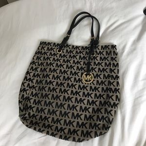 Michael Kors Tote