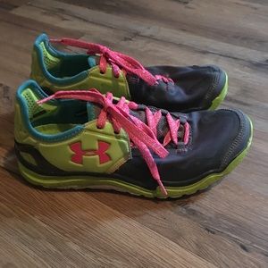 Under Armour tennis shoes. So cute!