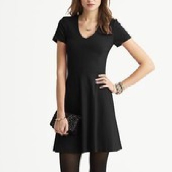 Banana Republic V-Neck Flared Black Office Dress - Picture 1 of 4