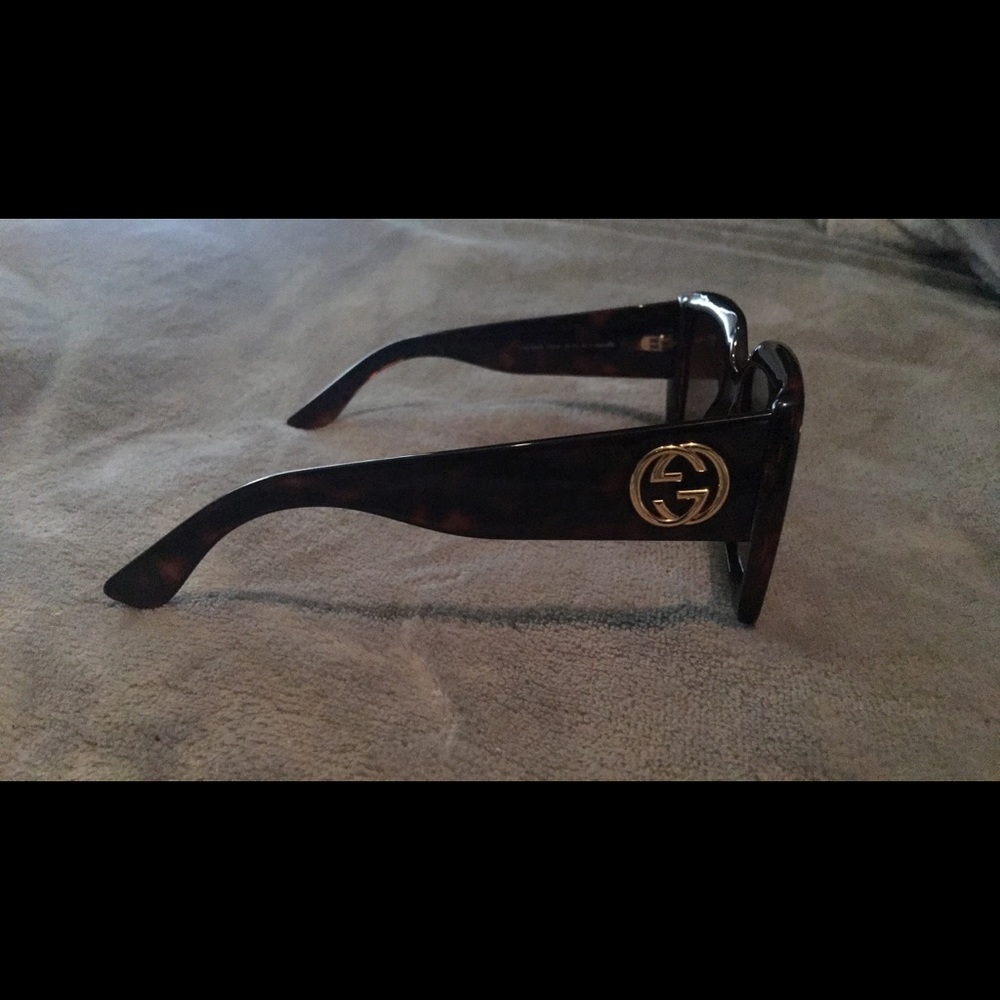 Gucci Square-Frame optyl sunglasses