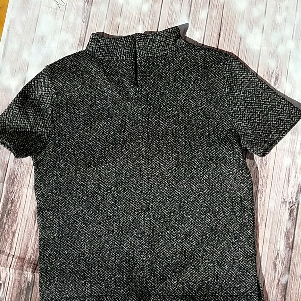 Old Navy Warm gray medium blouse - Picture 2 of 5