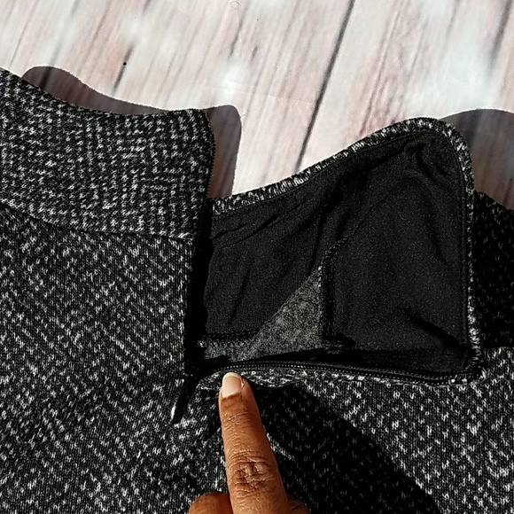 Old Navy Warm gray medium blouse - Picture 3 of 5