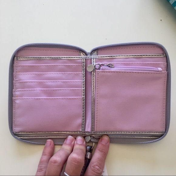 Coach signature white wallet/wristlet - Picture 3 of 7