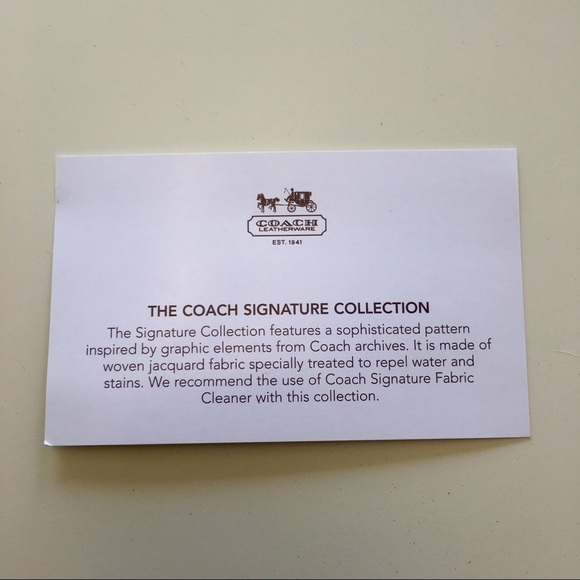 Coach signature white wallet/wristlet - Picture 4 of 7