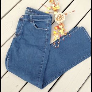 OLD NAVY SWEETHEART BOOT CUT JEANS