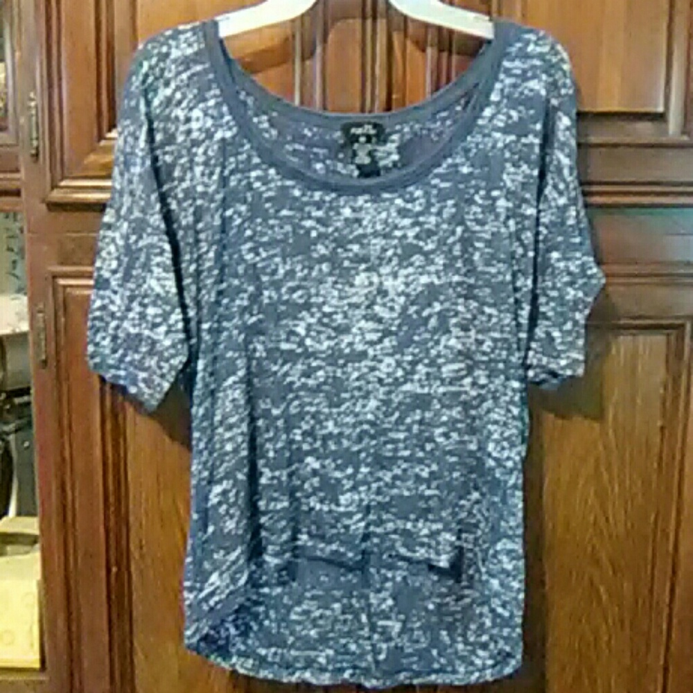 Rue21 short sleeve shirt