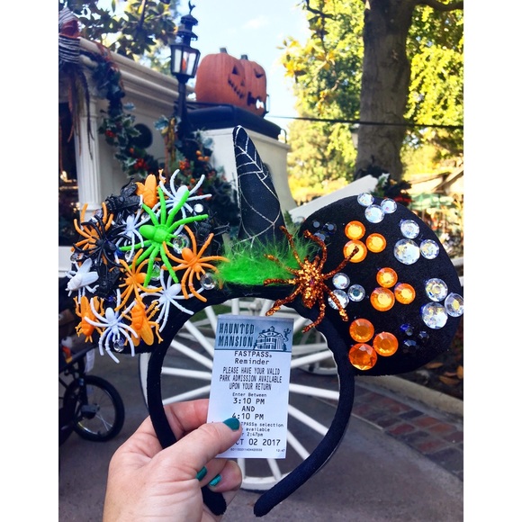 Accessories - Halloween spider Mickey minnie mouse disney ears