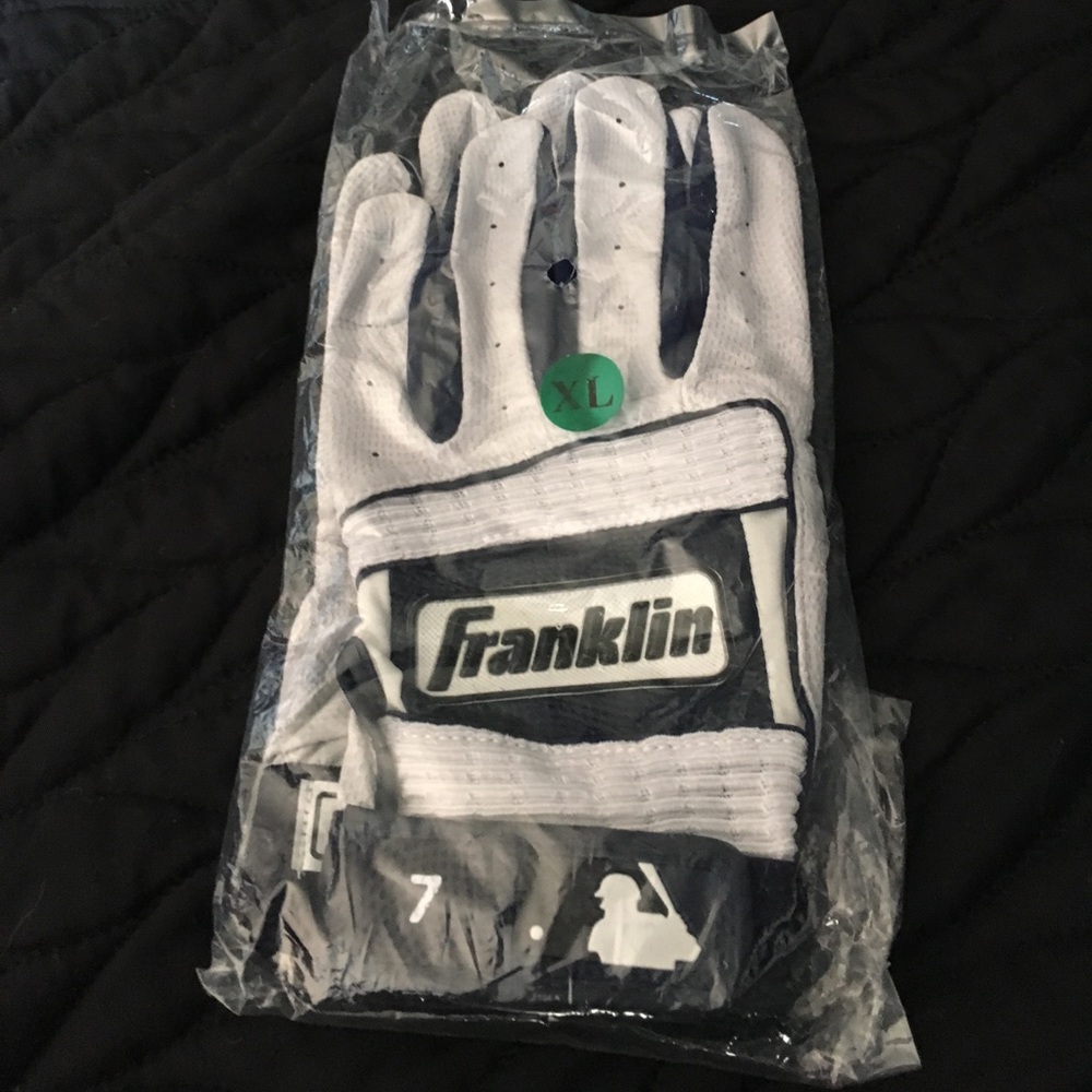 Baseball gloves
