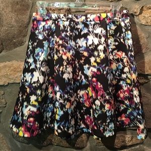 Lily Rose Multicolored Print Round Skirt. Size:M