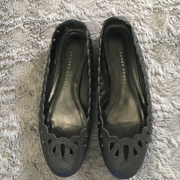 SOLD•LC black ballet flats• - Picture 3 of 7