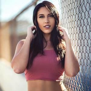 Meet your Posher, Kelsy