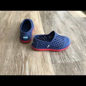 Toddler shoes, size 9 TOMS