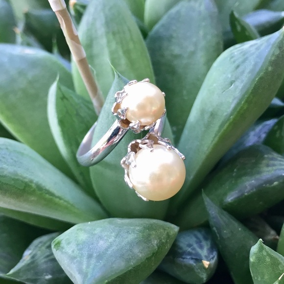 Vintage Faux pearl adjustable ring - Picture 1 of 5