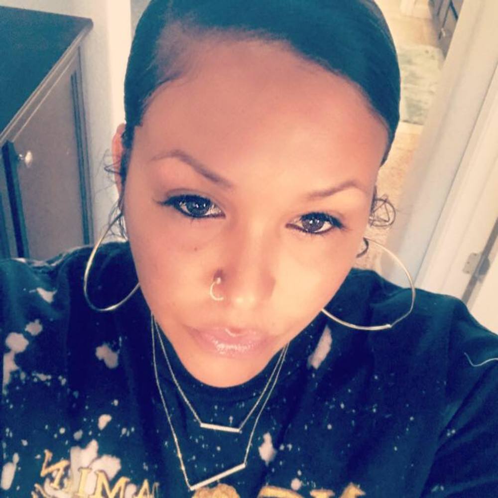 Meet your Posher, April