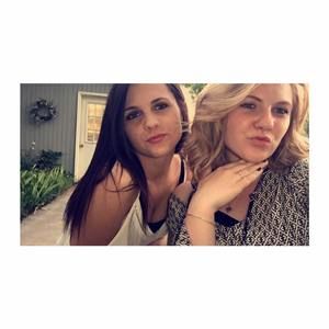 Meet your Posher, Carly