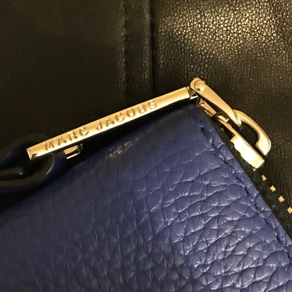 Lovely royal blue Marc Jacobs wristlet!😍 - Picture 2 of 8