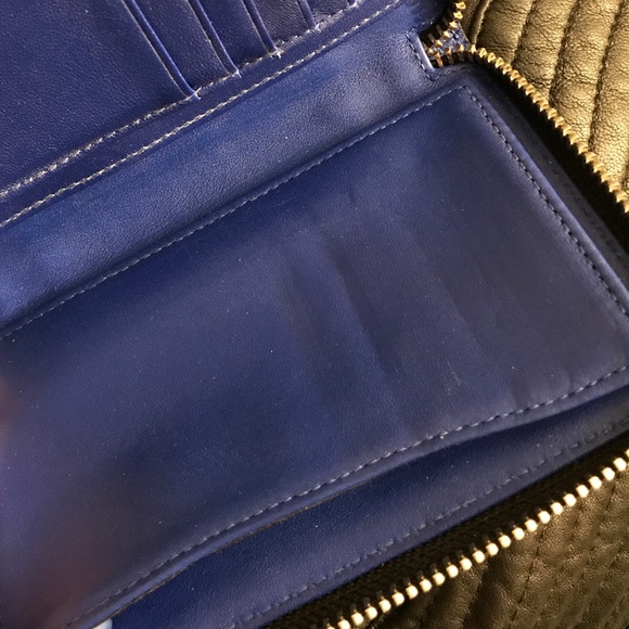 Lovely royal blue Marc Jacobs wristlet!😍 - Picture 7 of 8