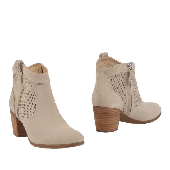 Geox Shoes - Geox leather sueded Ankle Boot NWB