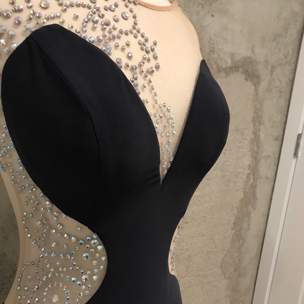 Stunning jovani gown