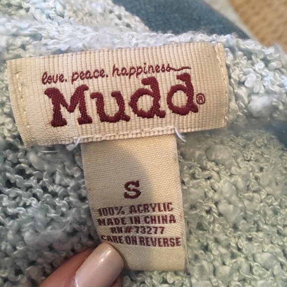 Super cool sweater - Picture 3 of 3