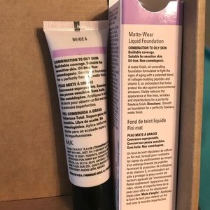 Mary Kay foundation in shade beige 6