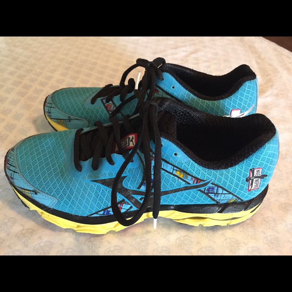 Mizuno Wave Inspire 10th Anniversary Running Shoe