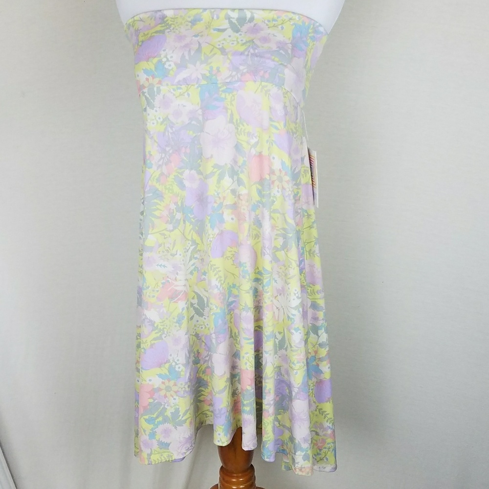 NWT LuLaRoe Azure skirt