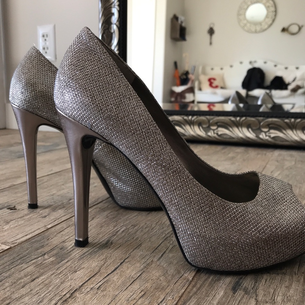Sparkly Guess heels