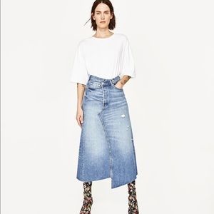 Zara Midi Jean Skirt- new with tags
