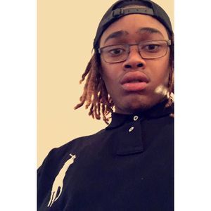 Meet your Posher, Eli