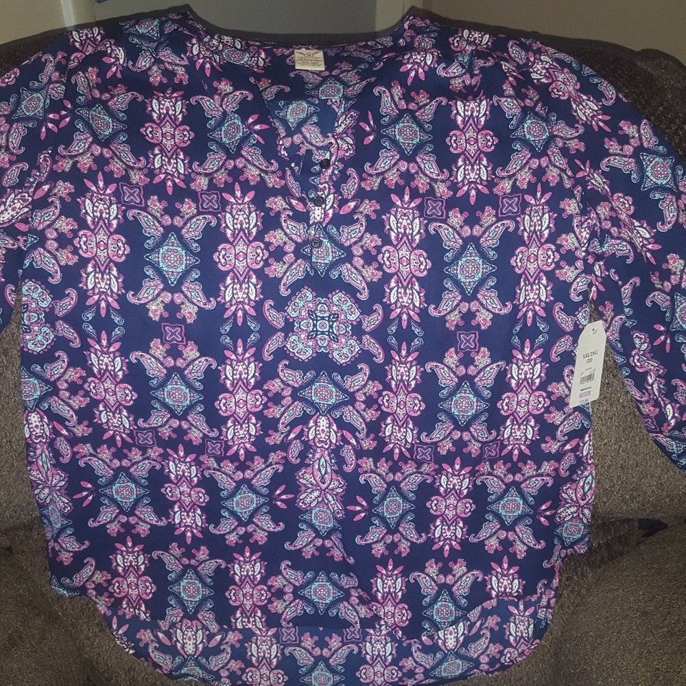 Glitter print top