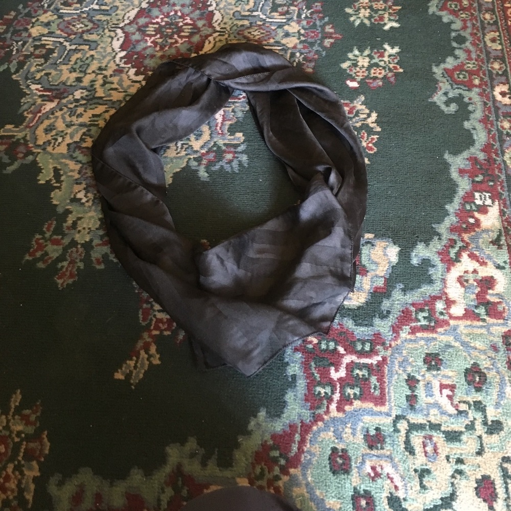Scarf - Picture 2 of 3