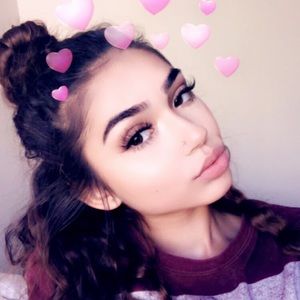 Meet your Posher, Katelyn