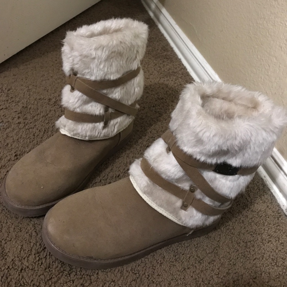 G by Guess Winter Boots