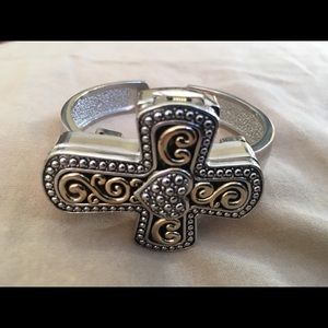 Silver Cross W/Stainless Steel Heart Watch