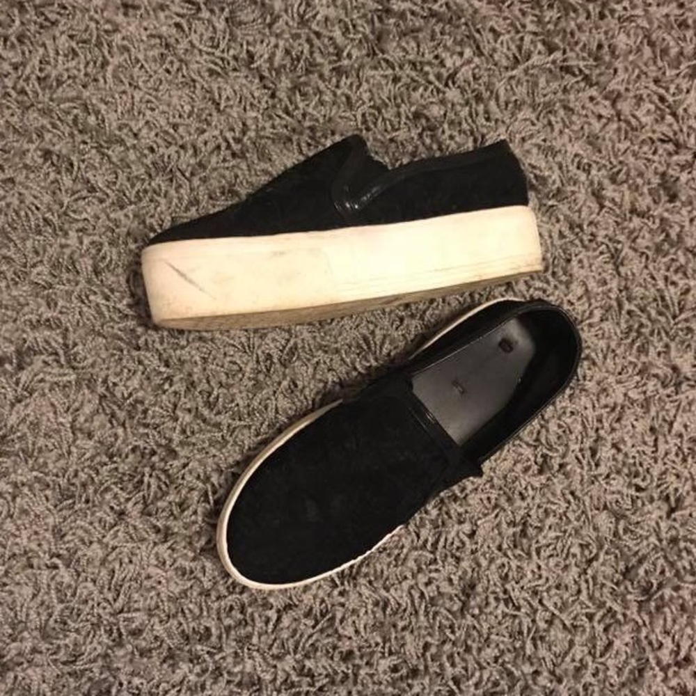 Trendy platform shoes