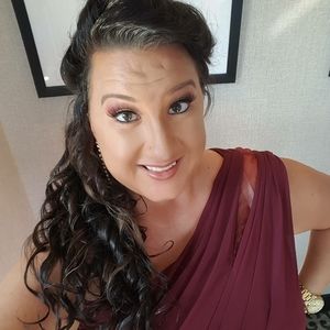 Meet your Posher, Kara