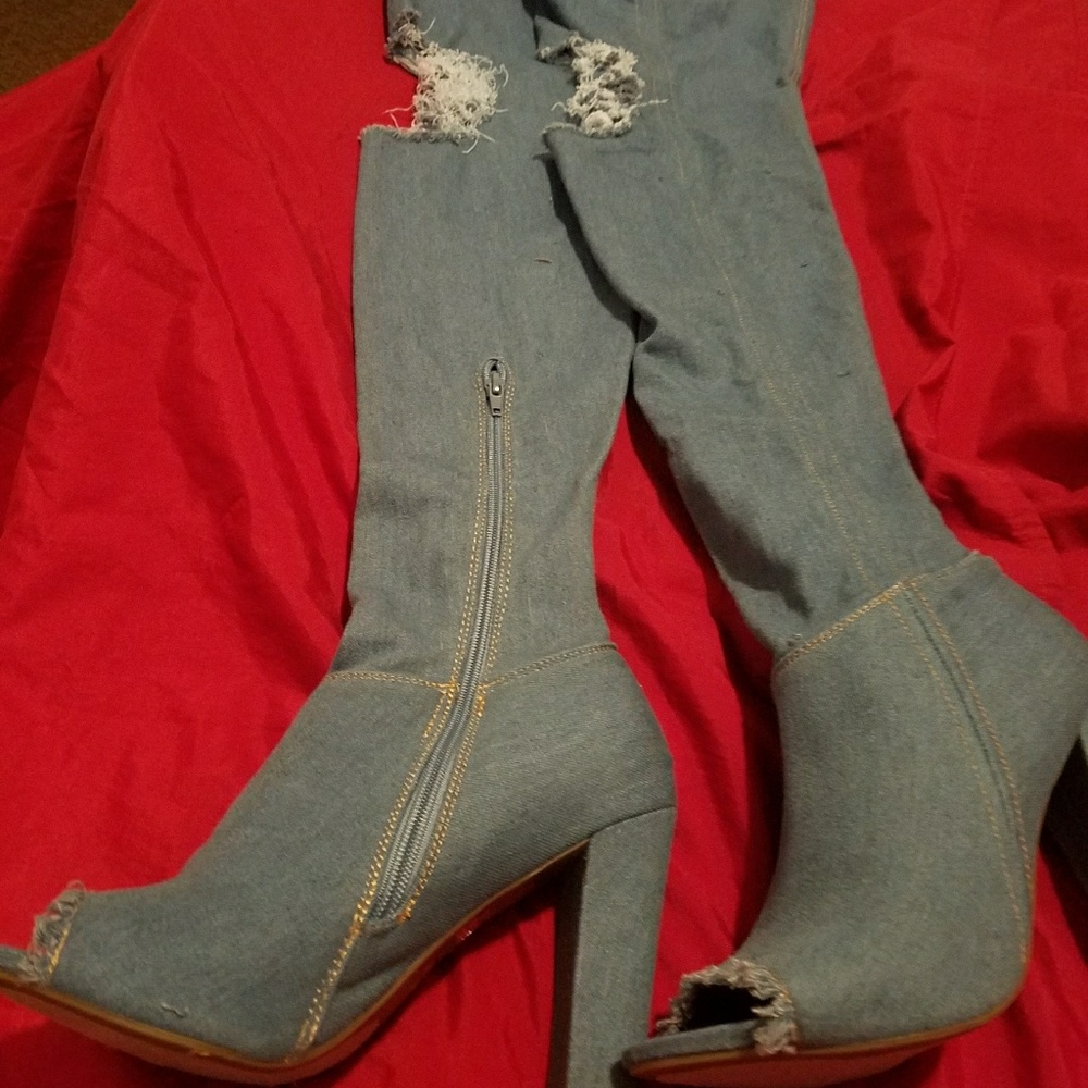 Jean boots
