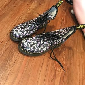 floral dr. martens