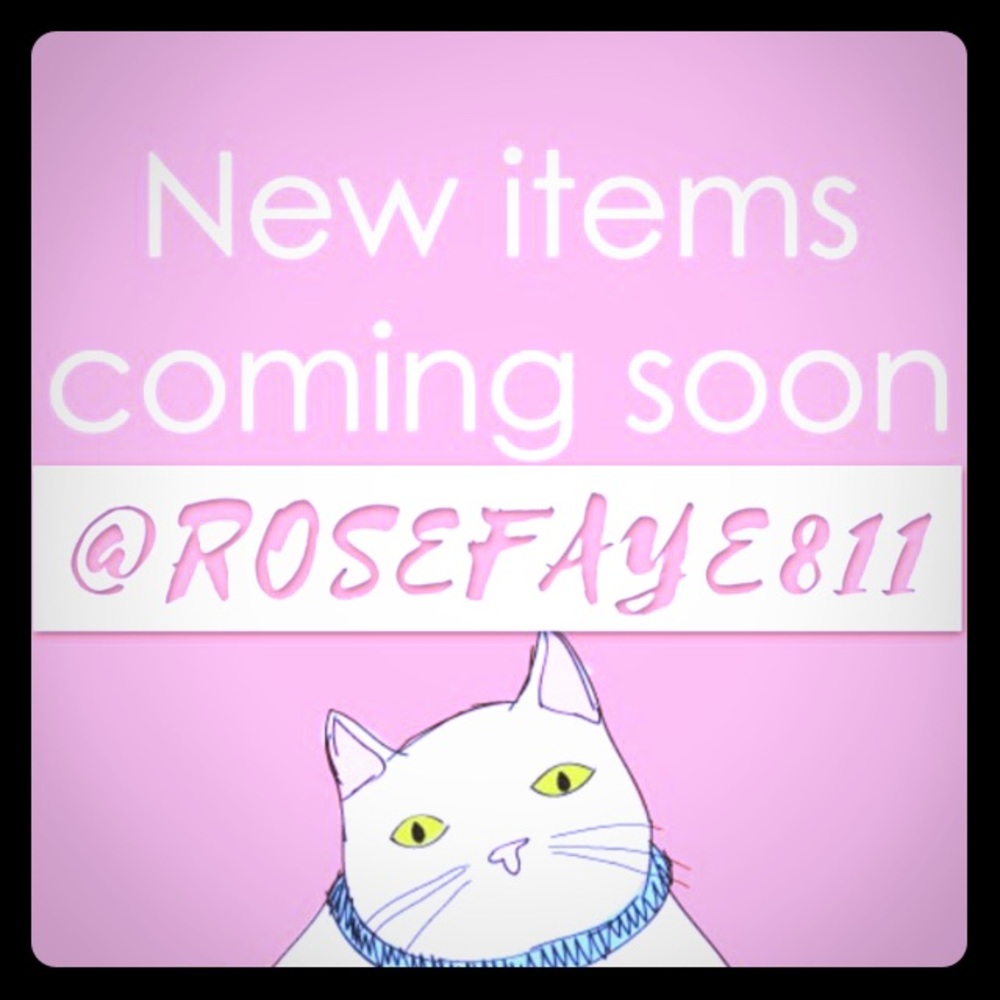 What do you look for on Poshmark?!