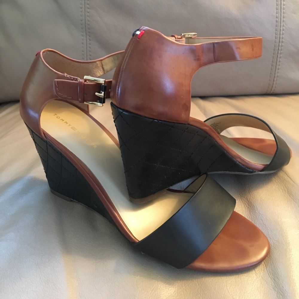 Tommy Hilfiger Wedge Open Toe Shoes