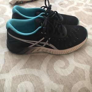 Asics blue white and black sneakers hardly worn