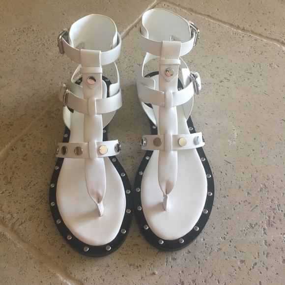 Kendall + Kylie sandals - Picture 3 of 6